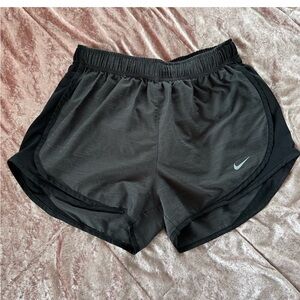 Nike shorts size large